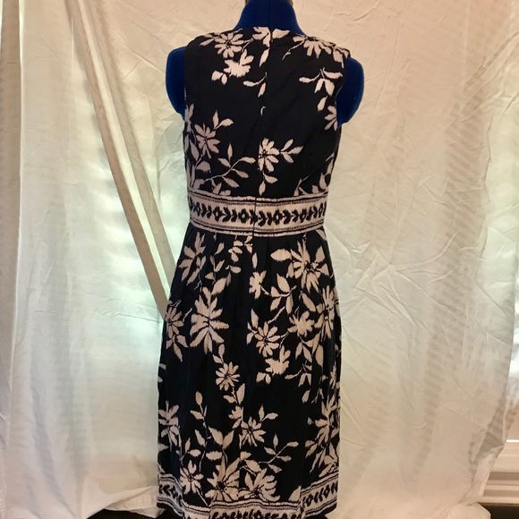 Chadwick’s Flower Dress - Picture 2 of 4